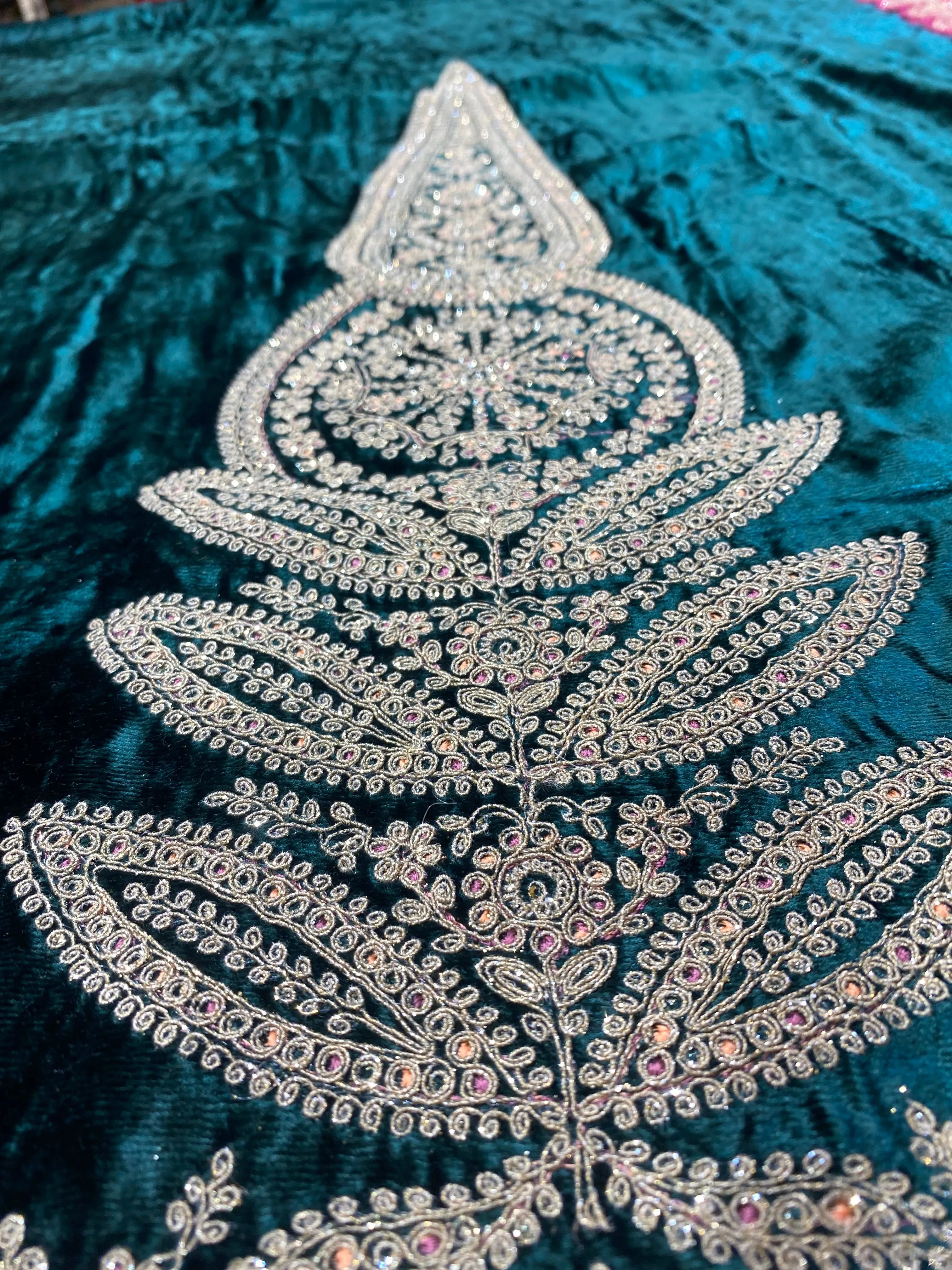 Bottle Green Velvet Unstitched Suit with Zari and thread Embroidery