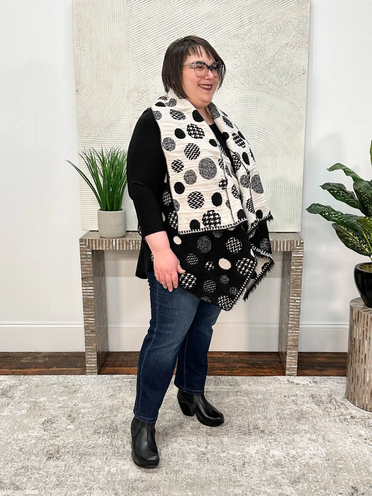Reversible Vest, Black/Cream
