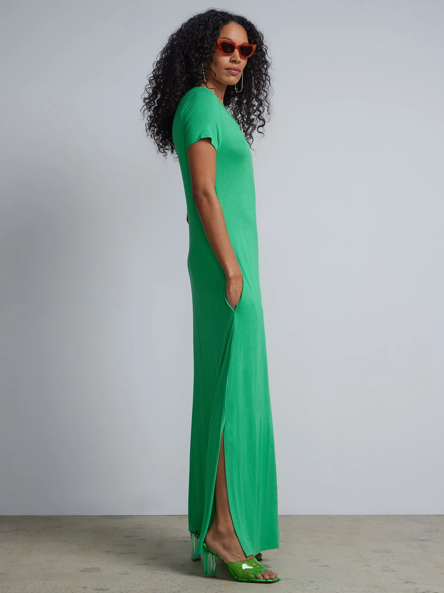 Short Sleeve Side Slit T-shirt Maxi Dress