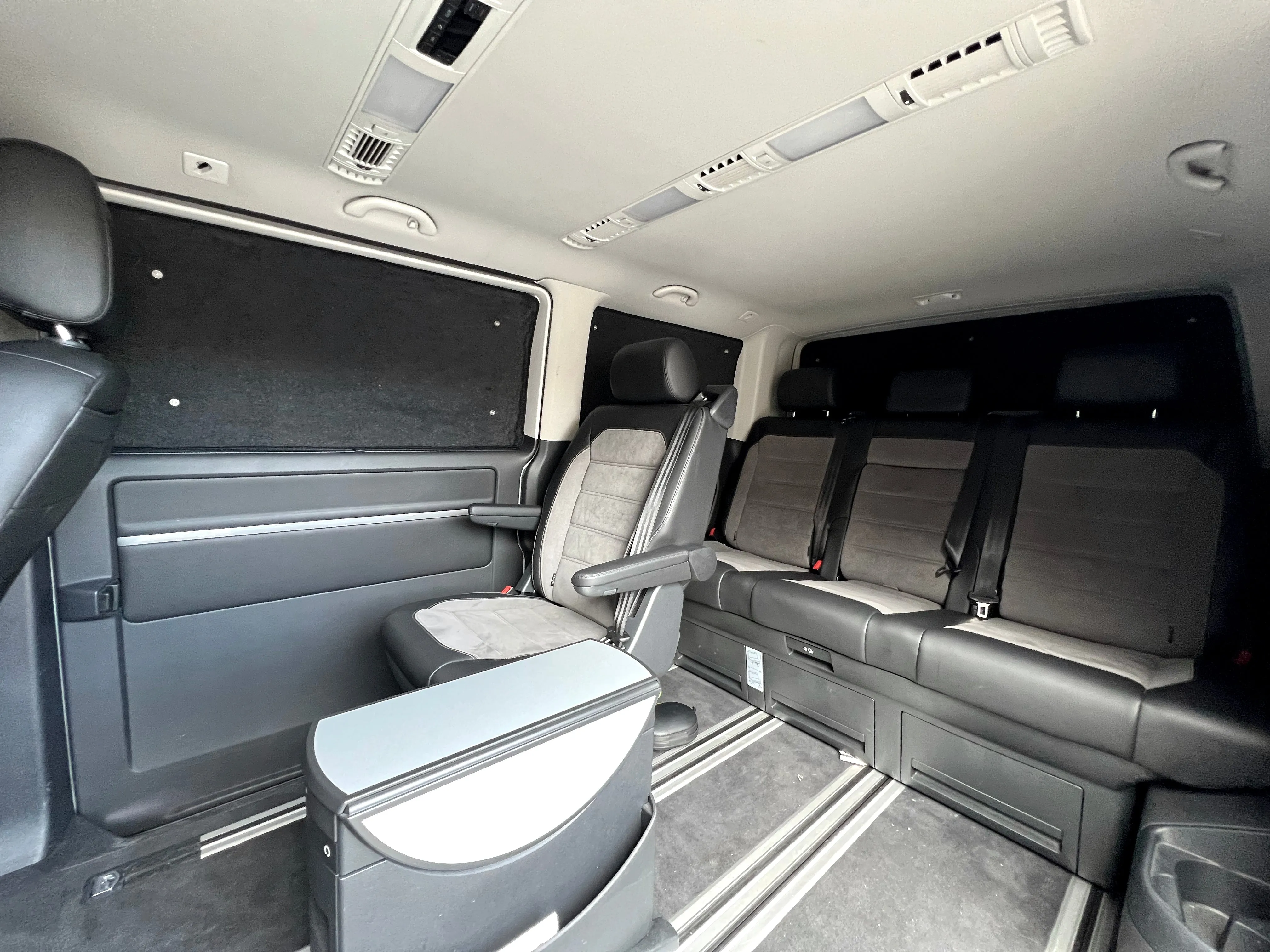 VW T6 - STEALTH Thermal Screens